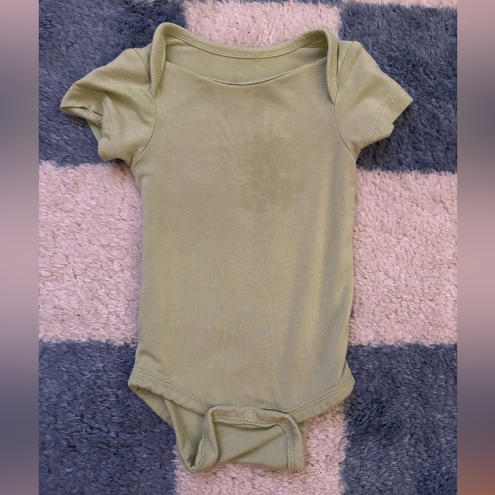 Kyte Baby Short Sleeve Bodysuit